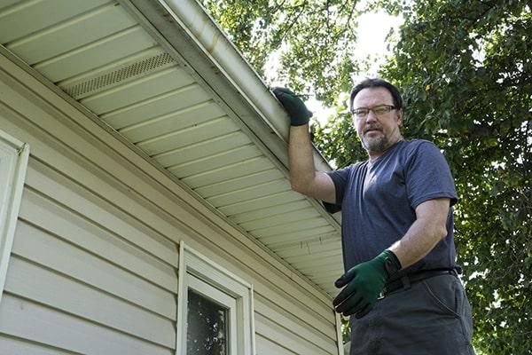 crew at Highland Park Gutter Cleaning